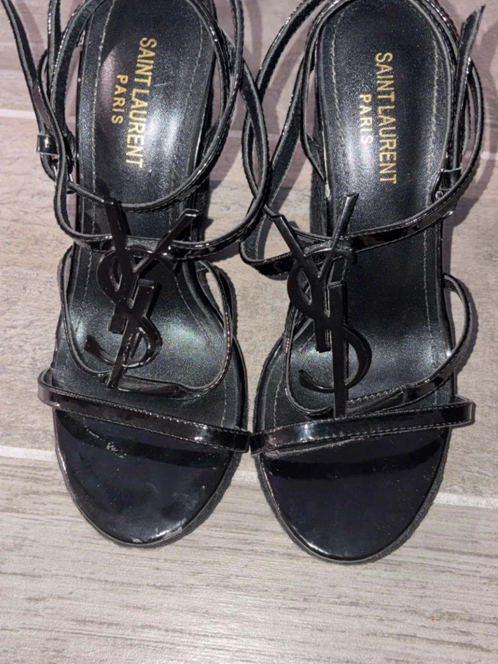 Saint Laurent Black Patent Leather YSL Logo Ankle-Tie Heel - Picture 3 of 7